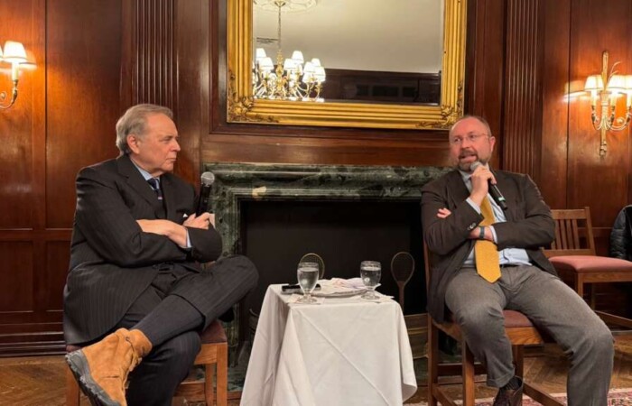 Mario Calvo-Platero and Consul Giuseppe Pastorelli